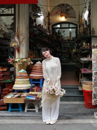 Photo 2 of Áo dài Mộc Miên trắng cách tân nữ