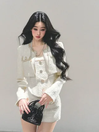 Photo 2 of Set tweed nữ trắng 3 món sang trọng