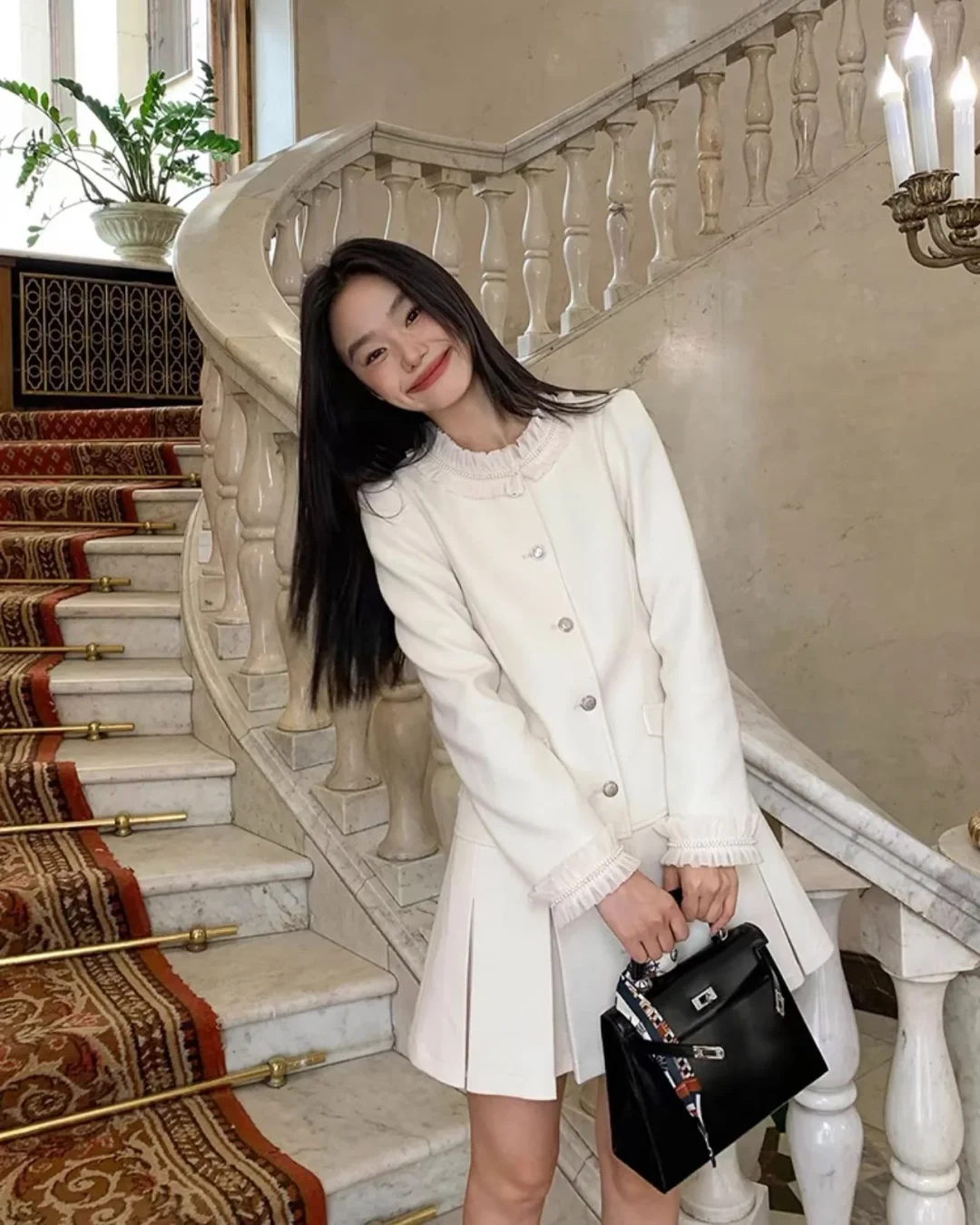 Photo 3 of Váy len trắng xếp li cổ ren KANO