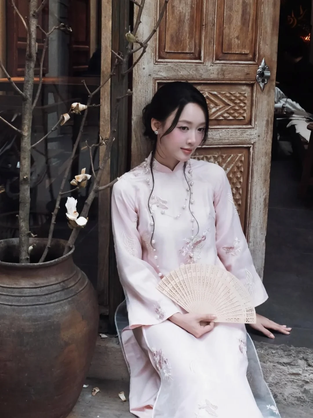Ảnh 4 của Áo dài tơ thêu hồng Ngọc Vân Rozzy