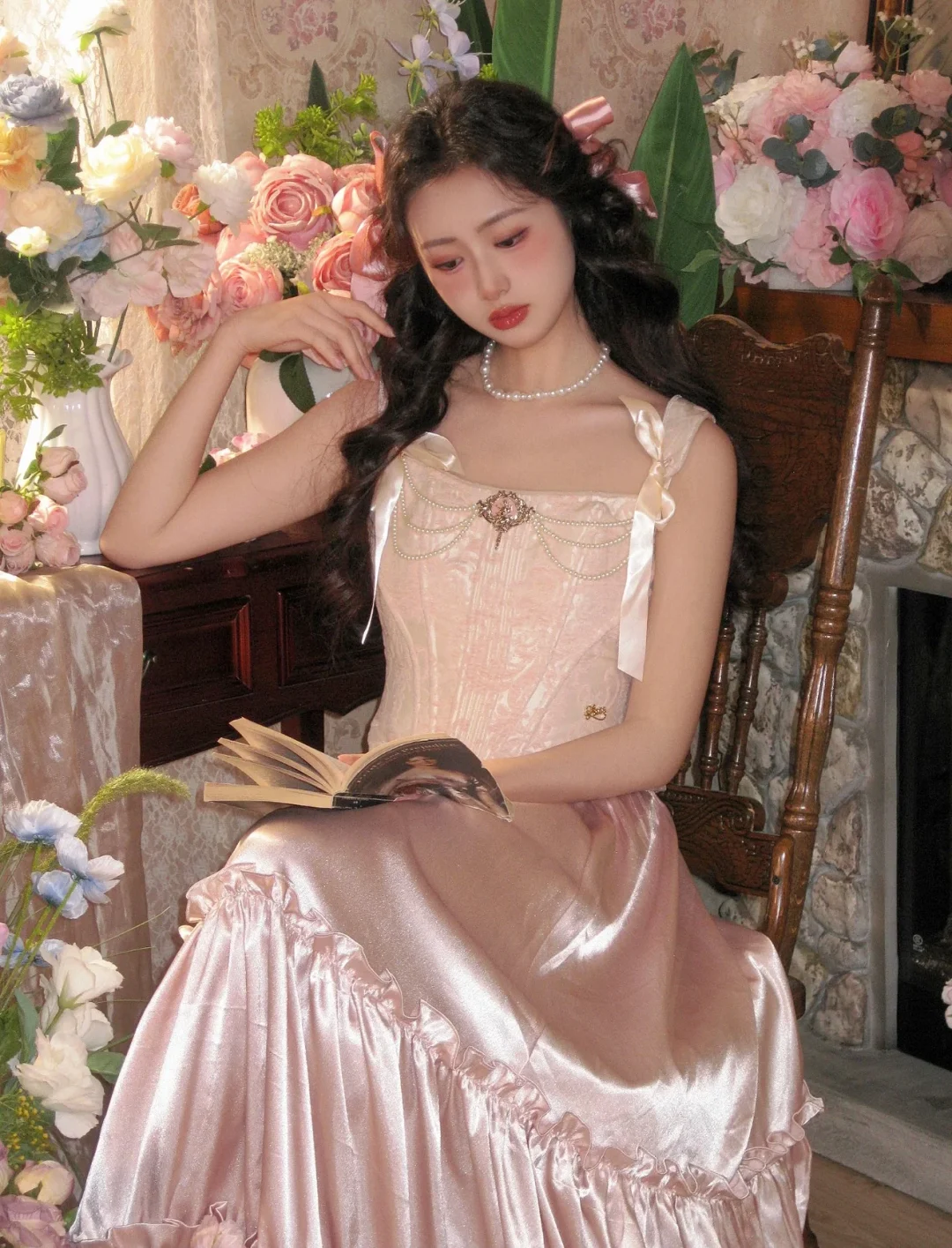 Ảnh 10 của Bộ corset Princess Cynthia trắng kem và chân váy hồng xòe