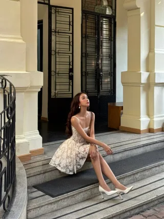 Ảnh 3 của Váy ren trắng Rosalie ngắn nữ