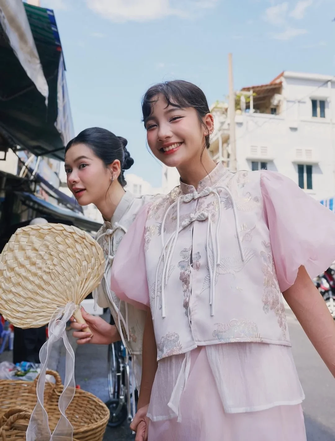 Photo 9 of Áo dài REMMUS Cát An hồng pastel thêu chim