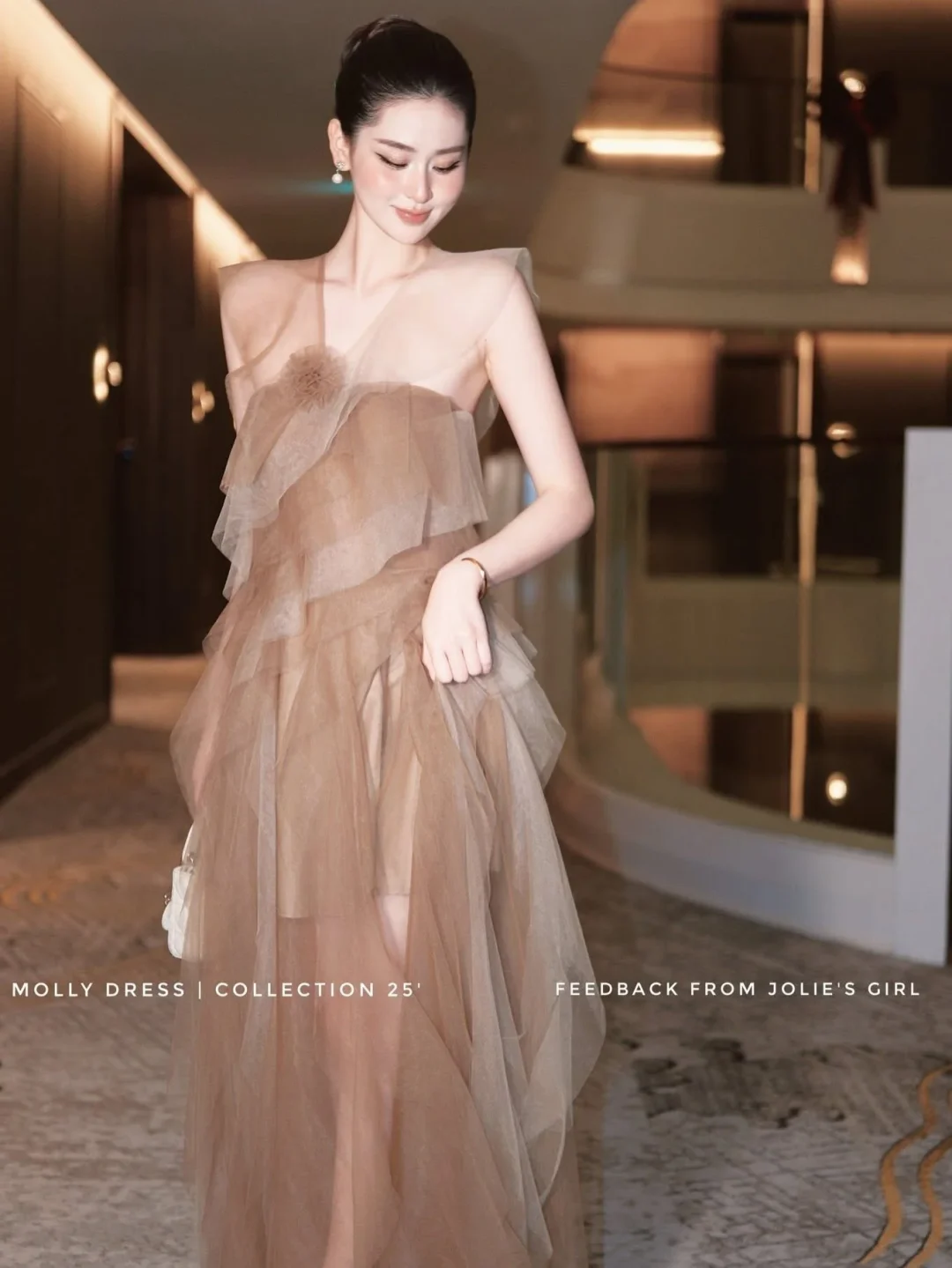 Photo 1 of Váy tiệc tulle nâu lệch vai nữ