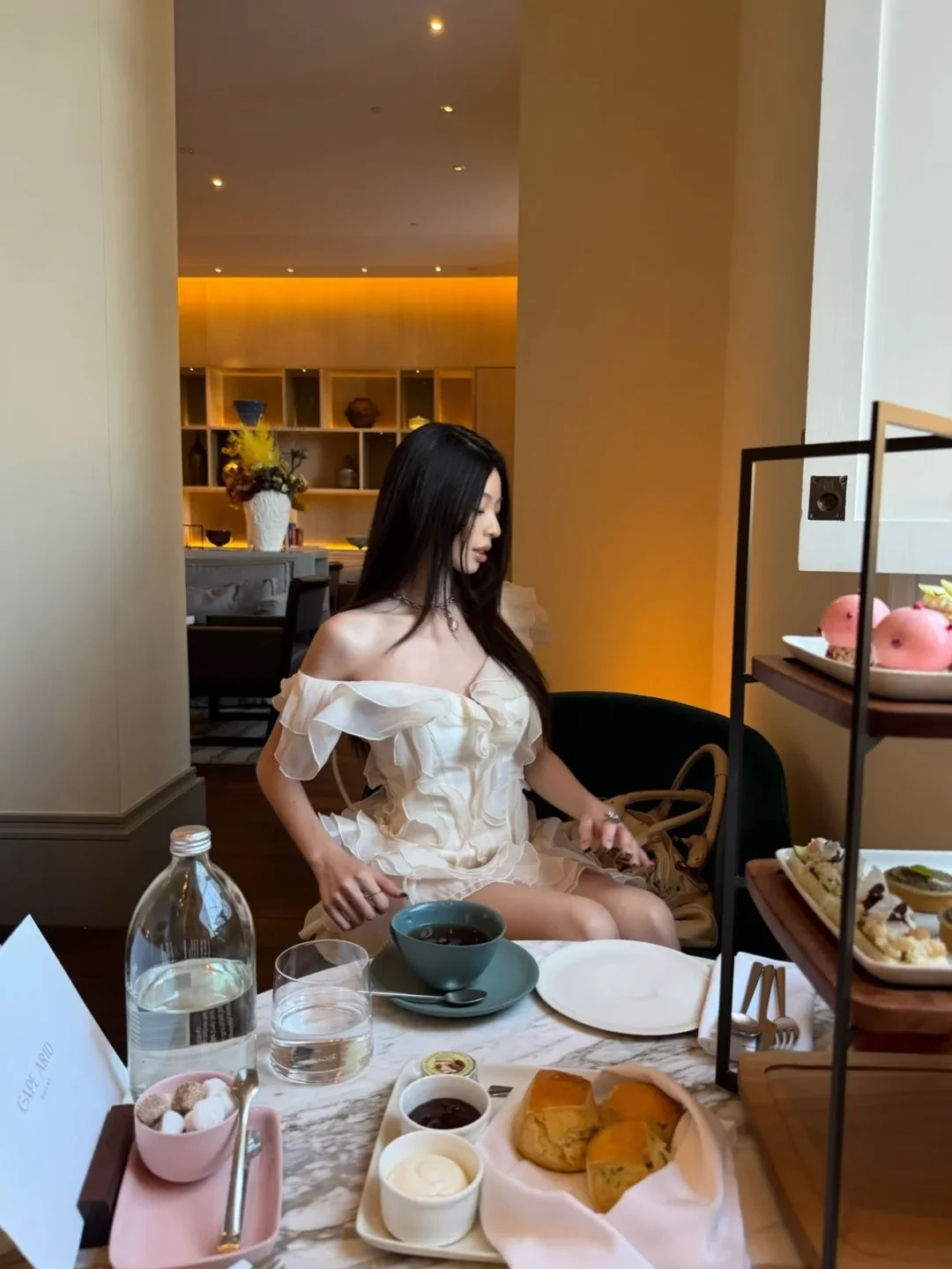 Photo 6 of Váy mini kem vai trễ bèo nhún Tipblu