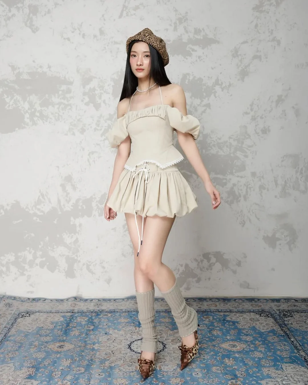 Photo 10 of Set áo váy trễ vai trắng Vivian Cera