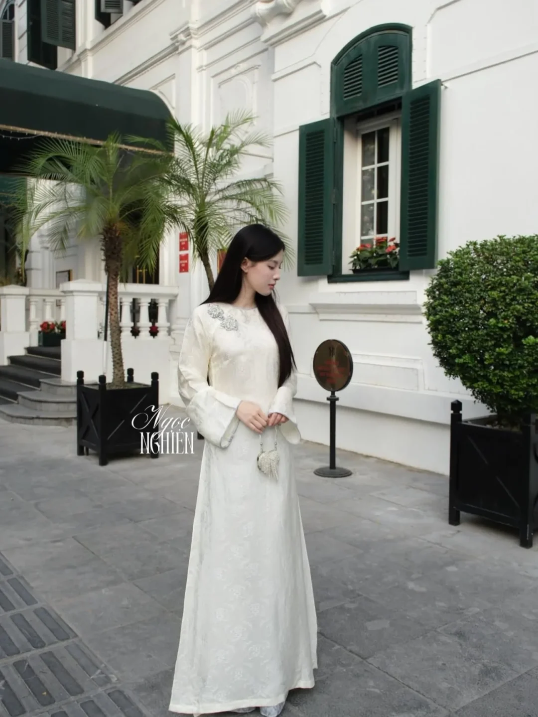 Photo 4 of Áo dài nữ cách tân trắng Bích Dao Nhi