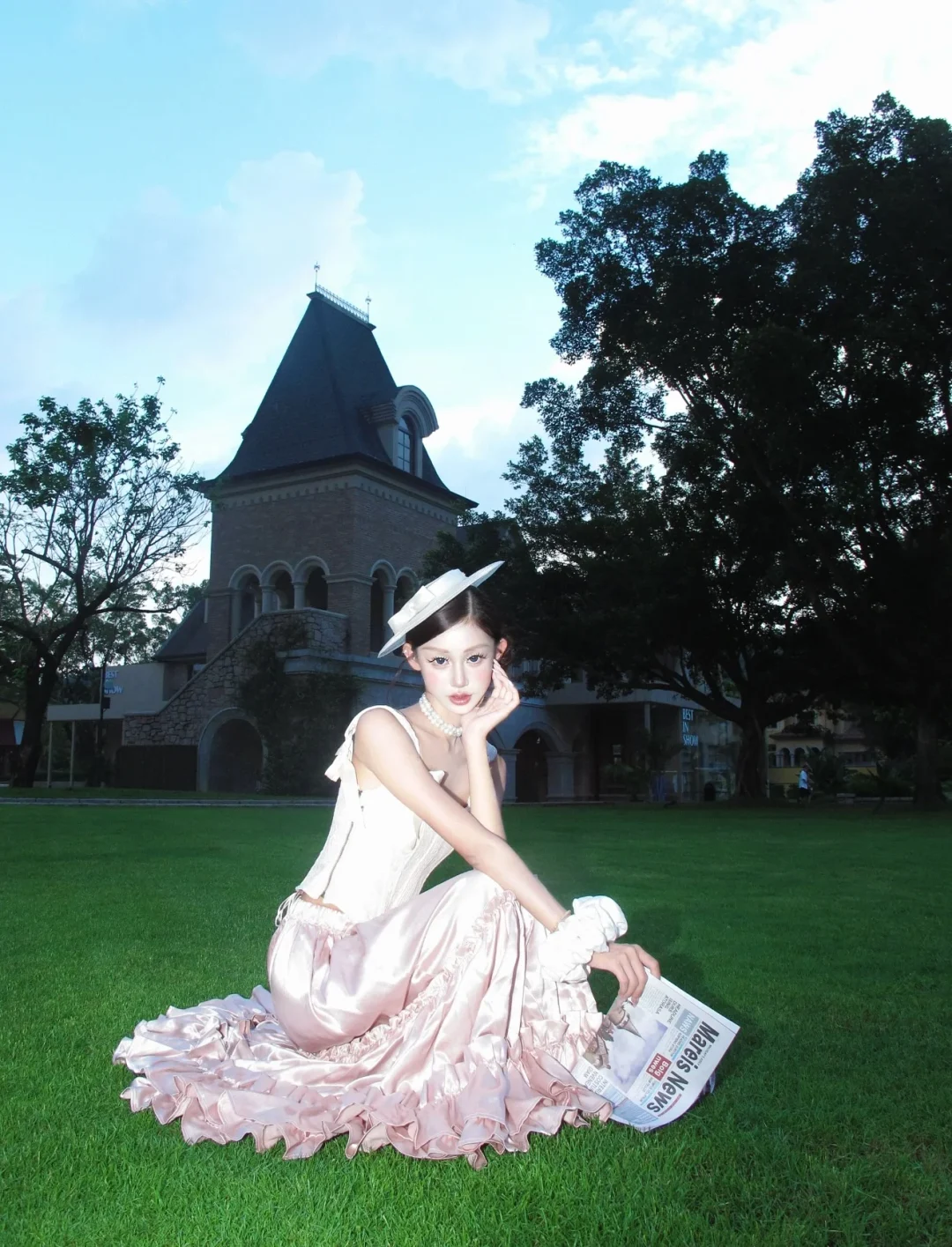 Ảnh 7 của Bộ corset Princess Cynthia trắng kem và chân váy hồng xòe