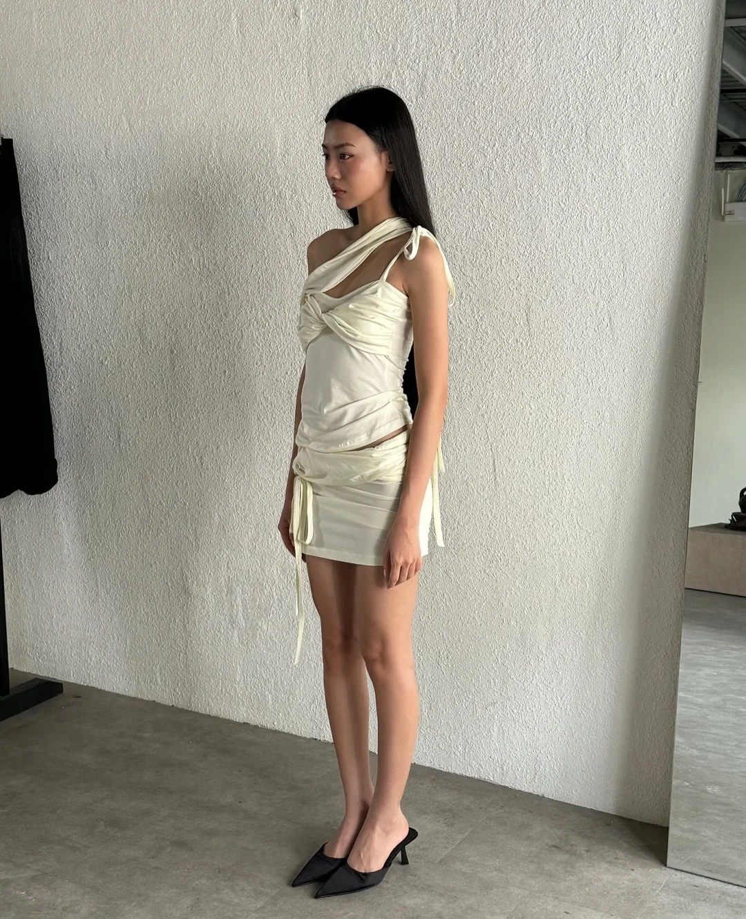 Photo 8 of Áo crop top hai dây Amy AK0002