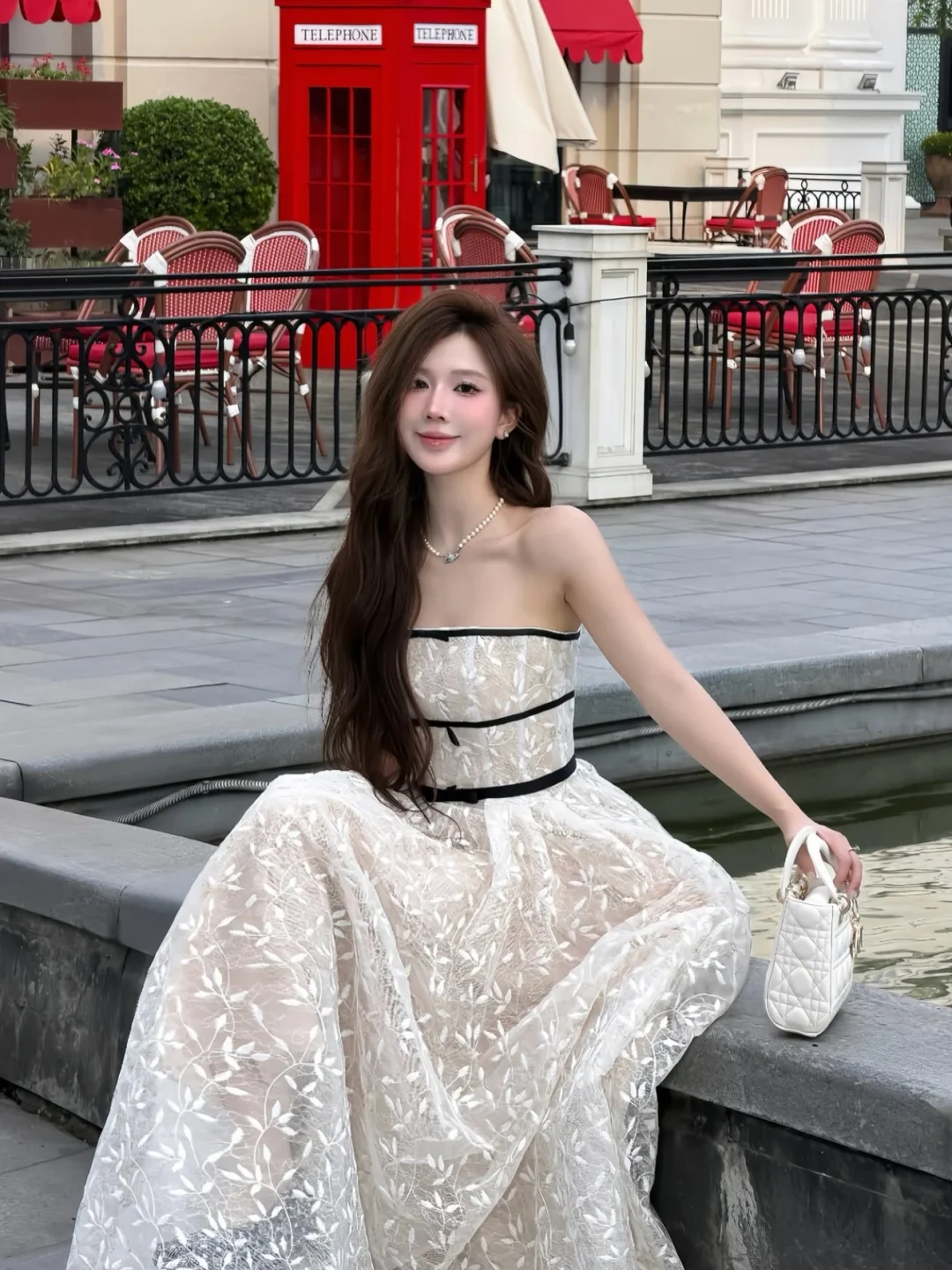 Ảnh 5 của Váy ren cúp ngực dáng dài đính nơ Martini