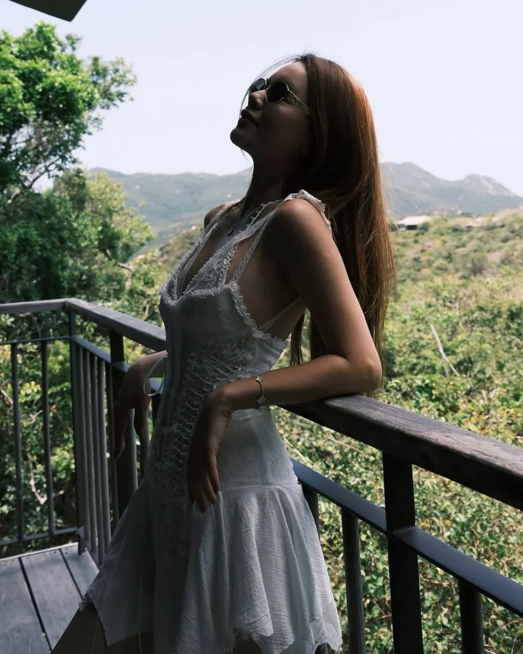 Ảnh 7 của Váy ngắn ren trắng Sassy Dress Trissy