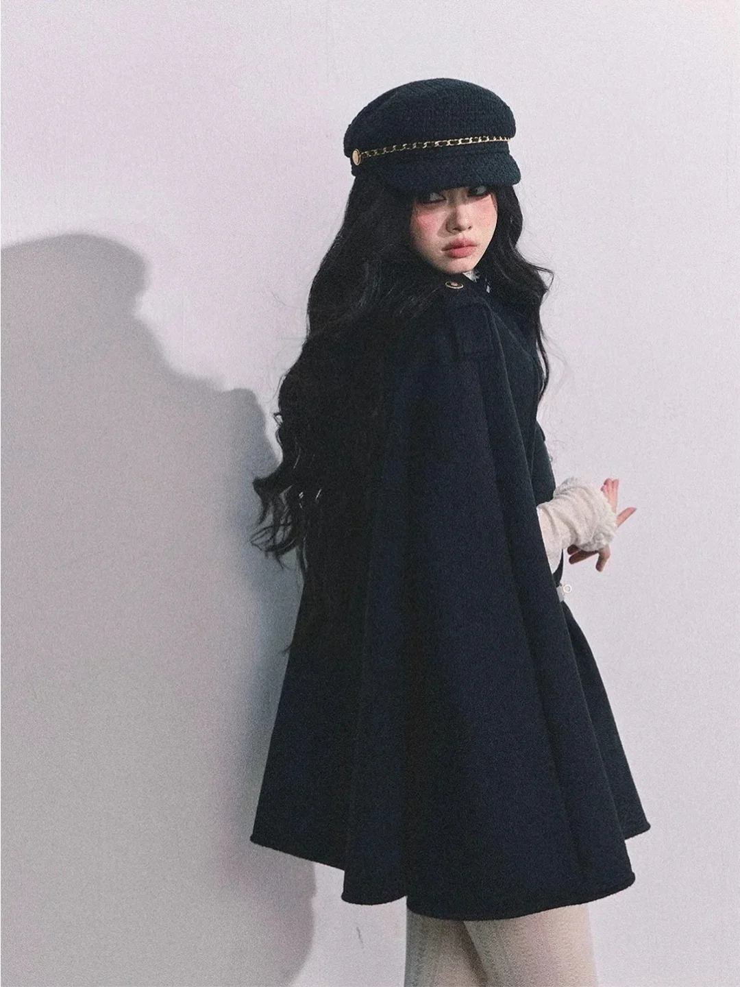 Ảnh 10 của Áo choàng cape đen Parisian New Elite