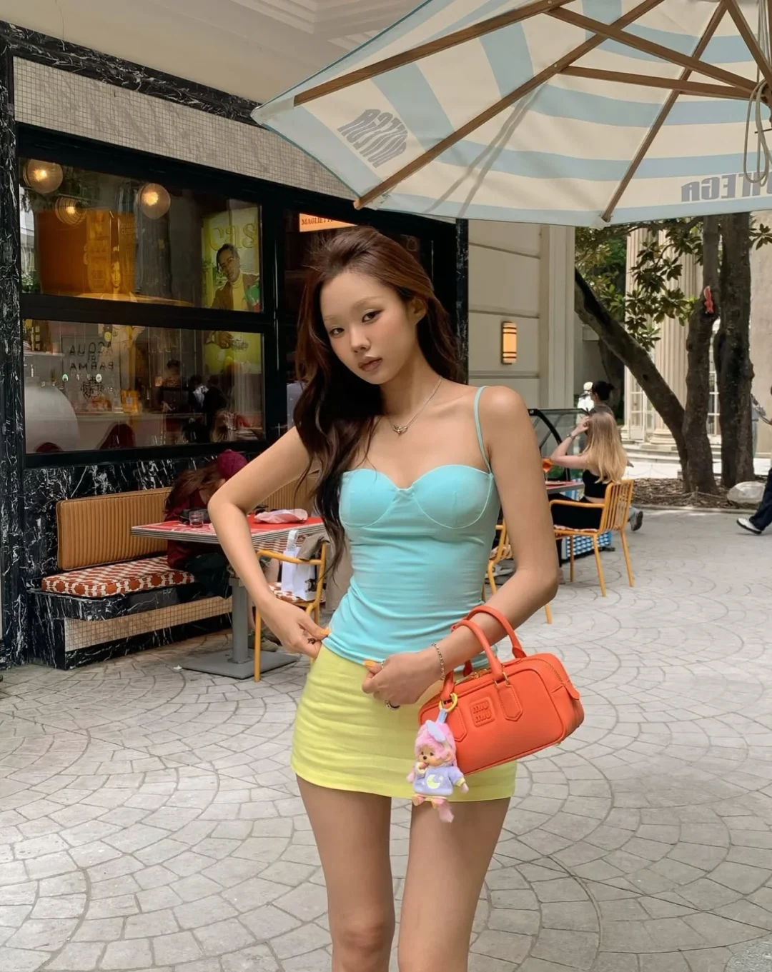 Photo 8 of Áo Hai Dây Xanh Ngọc Kèm Chân Váy Kem Audwyn