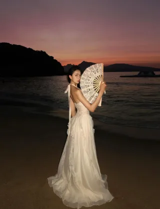 Ảnh 1 của Đầm maxi trắng hở lưng Amelie Cersi