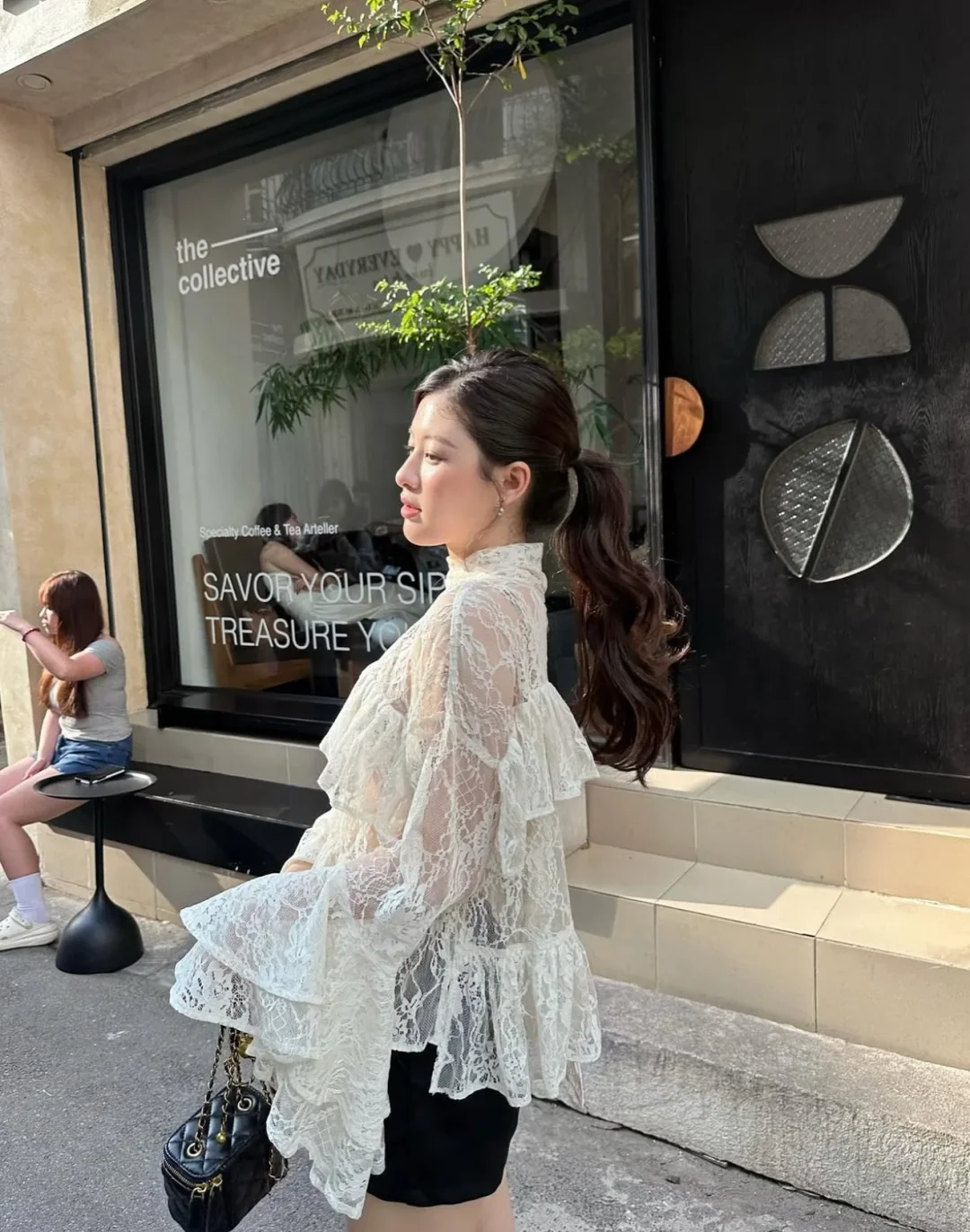 Ảnh 9 của Áo blouse ren trắng Karine Cjoy