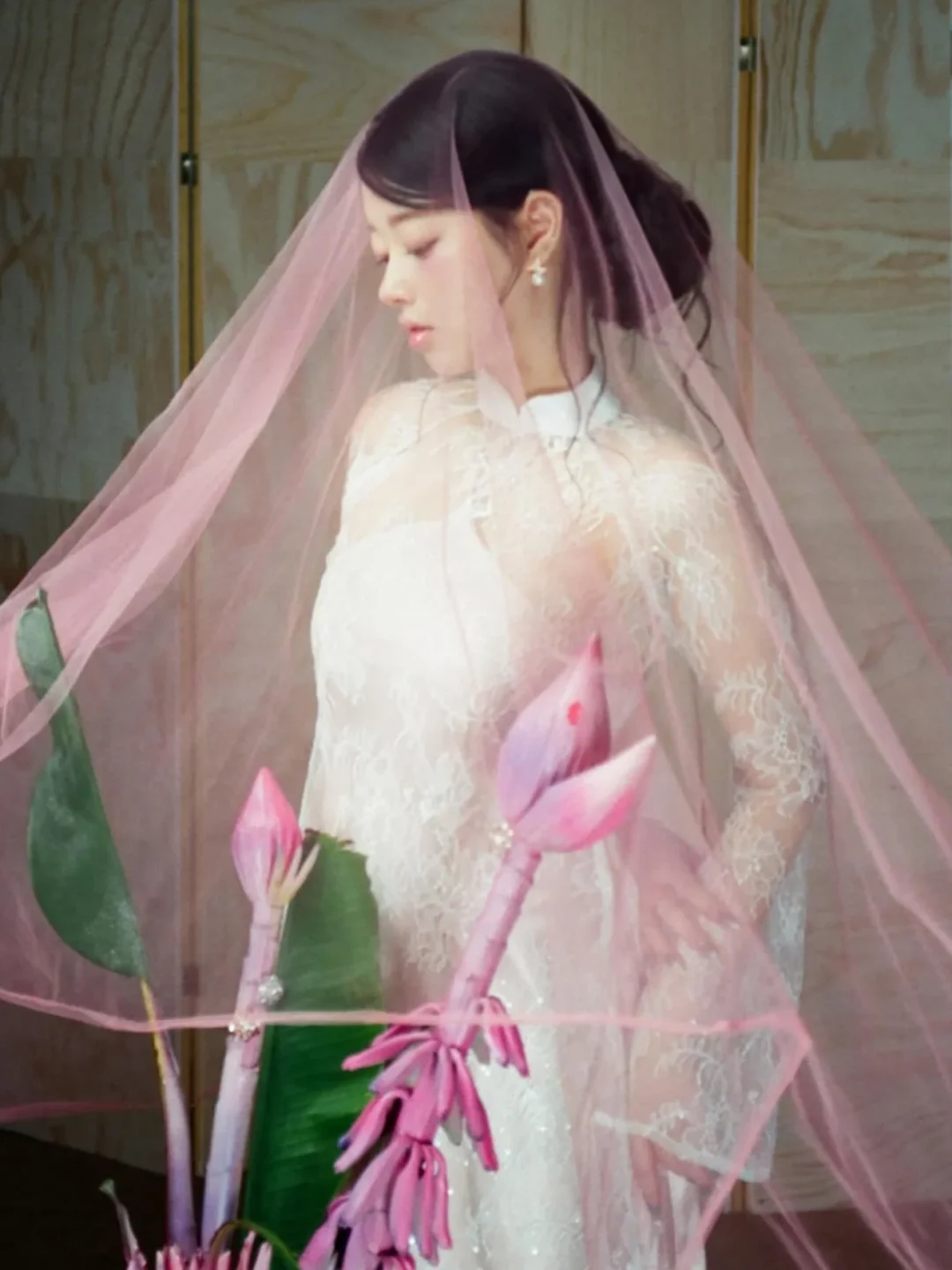 Photo 4 of Áo dài ren hồng pastel Duyên DH0021
