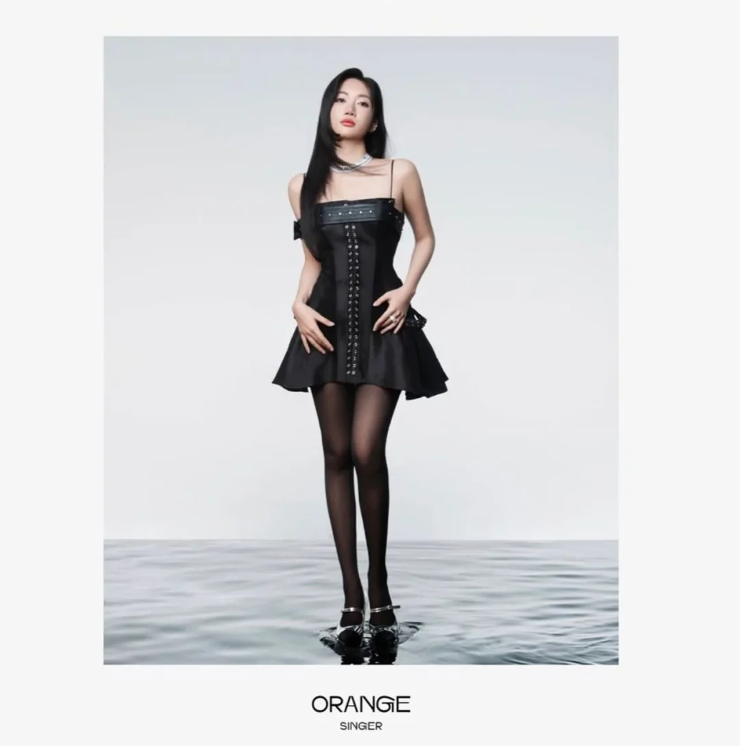 Photo 2 of Váy corset mini đen Evil Dress Jirene