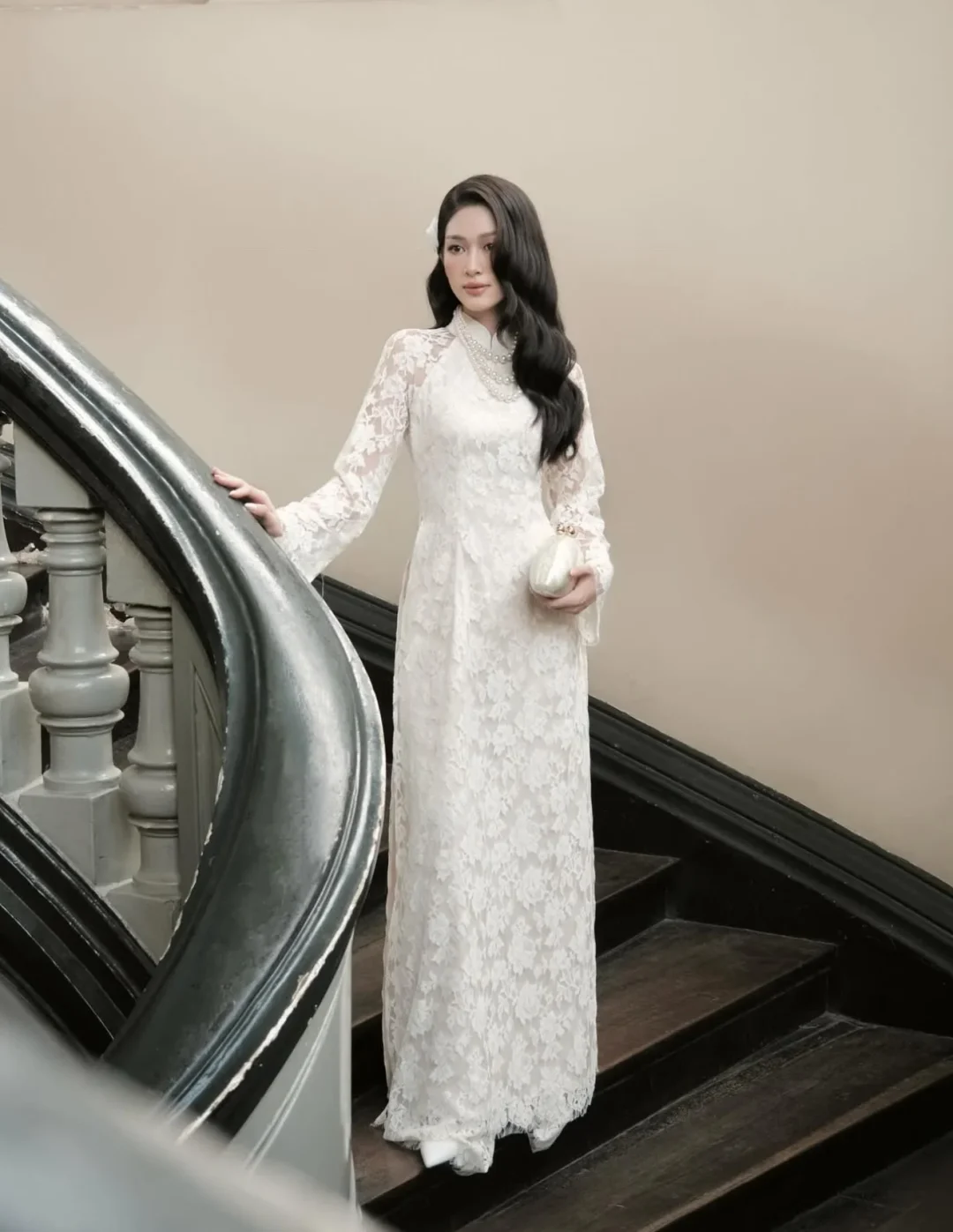 Ảnh 2 của Áo dài ren trắng nữ Tú Vy Maison Havu