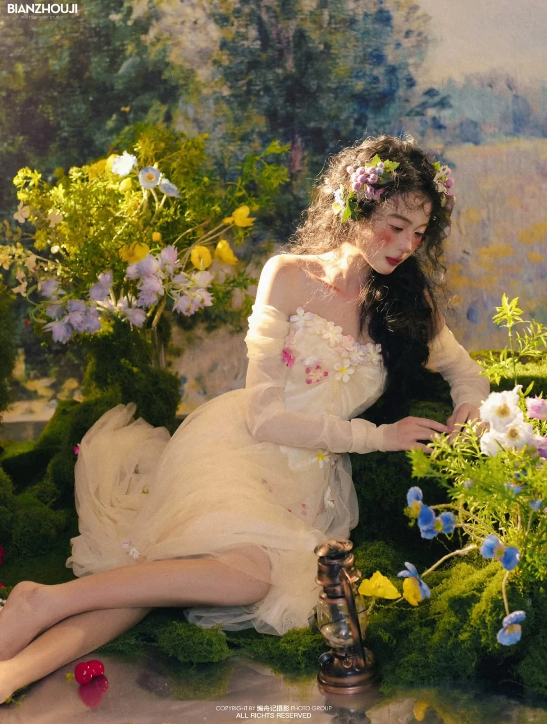 Photo 1 of Váy Nymph hoa trắng Blossom Lacemace