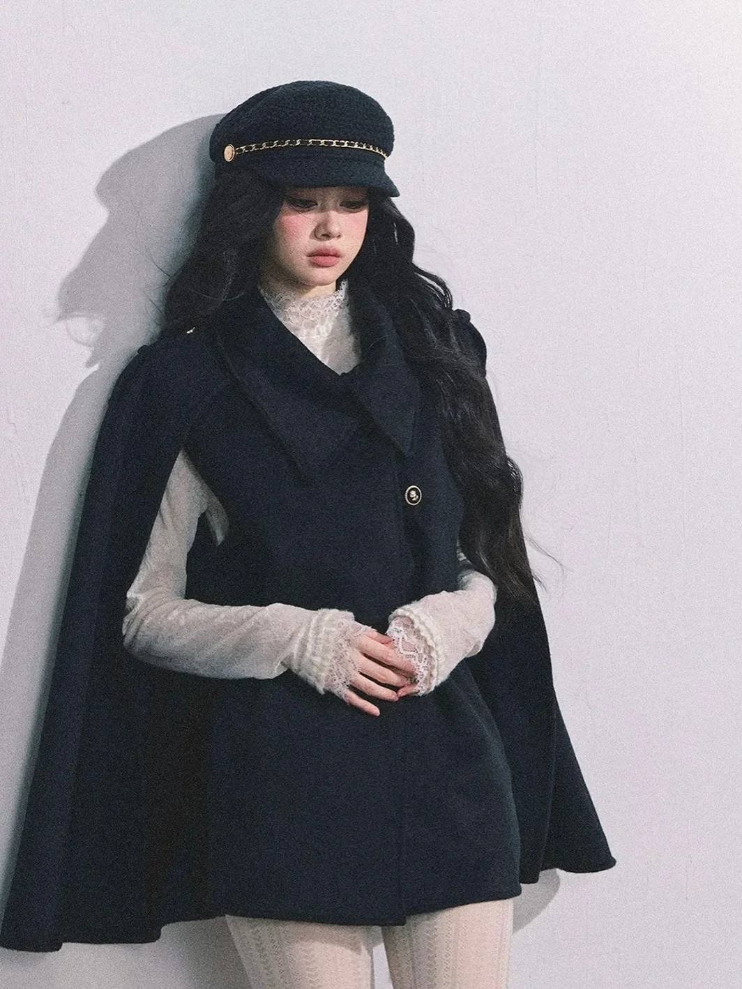 Ảnh 9 của Áo choàng cape đen Parisian New Elite
