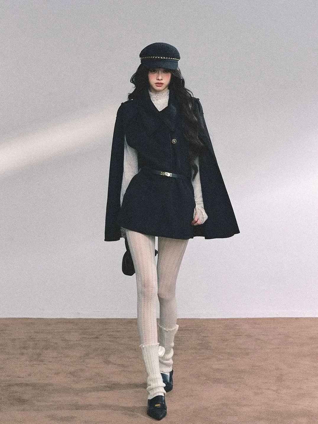 Ảnh 7 của Áo choàng cape đen Parisian New Elite