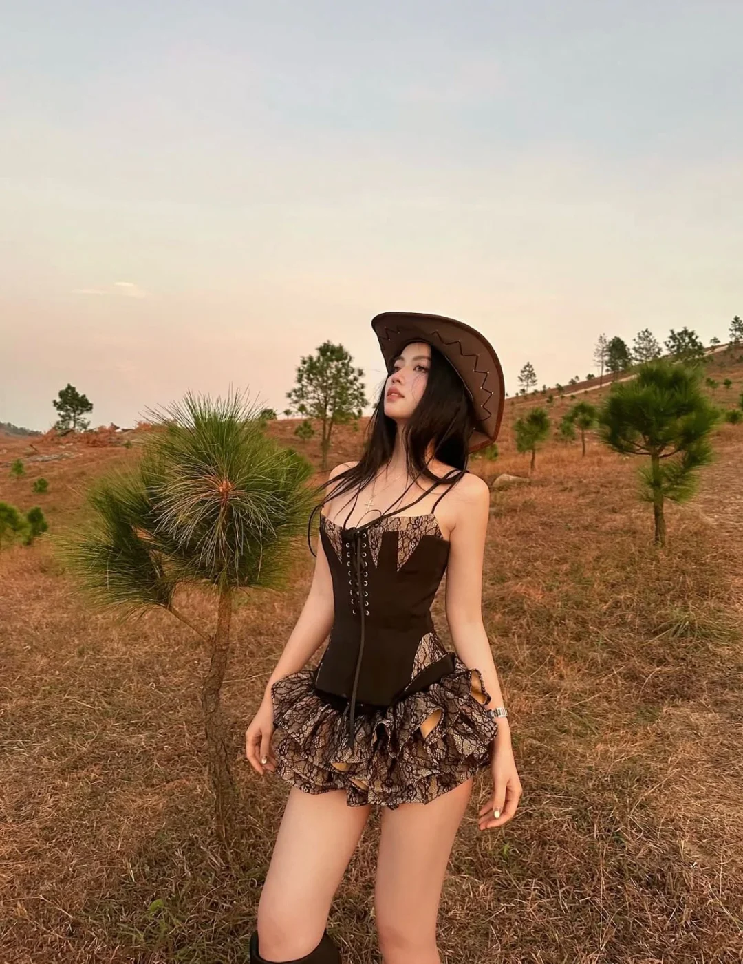 Ảnh 7 của Set Poison ren đen Lsoul size M nữ