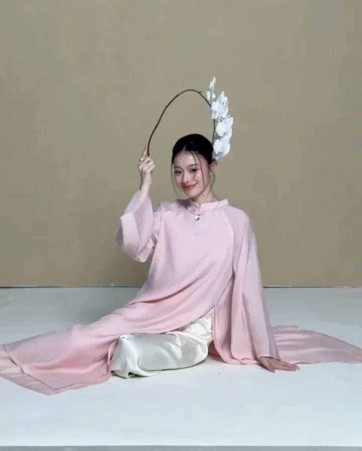 Ảnh 7 của Áo dài nữ hồng pastel Hạ Vy Dob