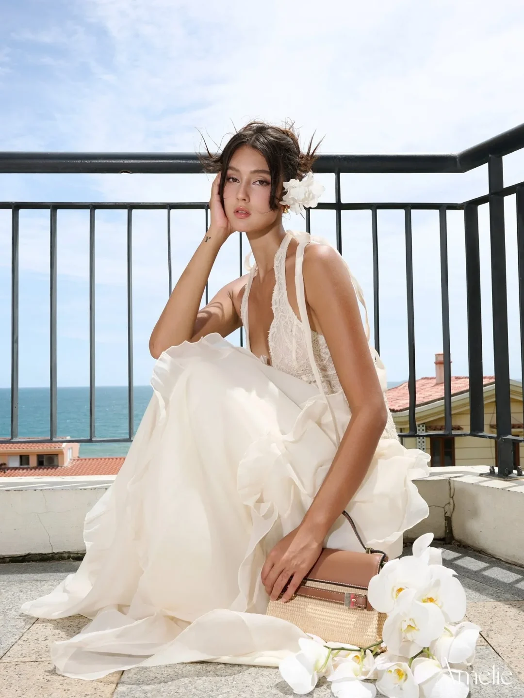 Ảnh 4 của Đầm maxi ren trắng Amelie size S