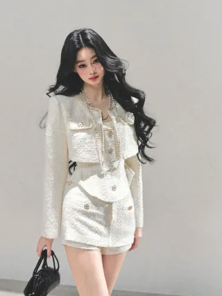 Photo 3 of Set tweed nữ trắng 3 món sang trọng
