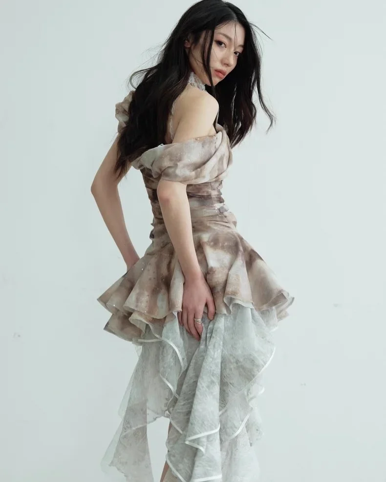 Photo 3 of Set áo vai chéo xếp ly và váy ren JNYLON