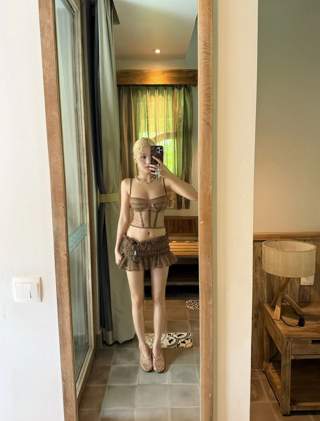 Ảnh 7 của Set croptop chân váy chấm bi Natali