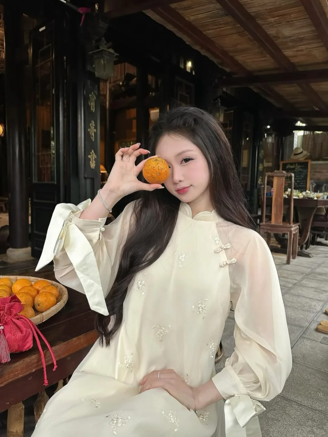 Photo 7 of Áo dài Mộc Miên trắng cách tân nữ