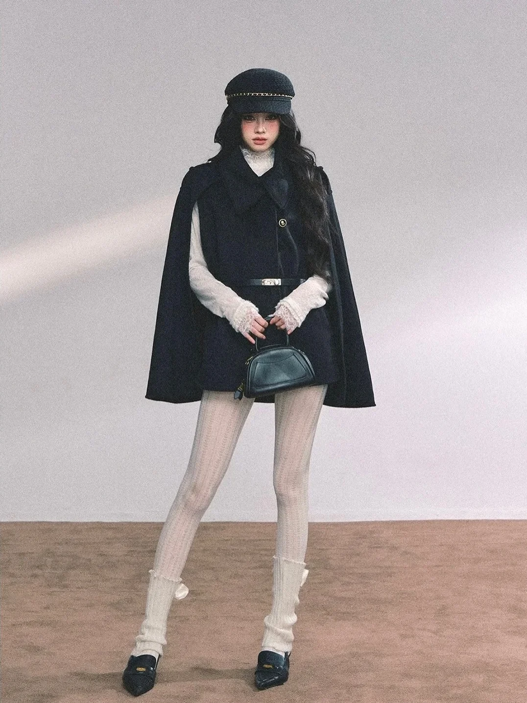 Ảnh 6 của Áo choàng cape đen Parisian New Elite