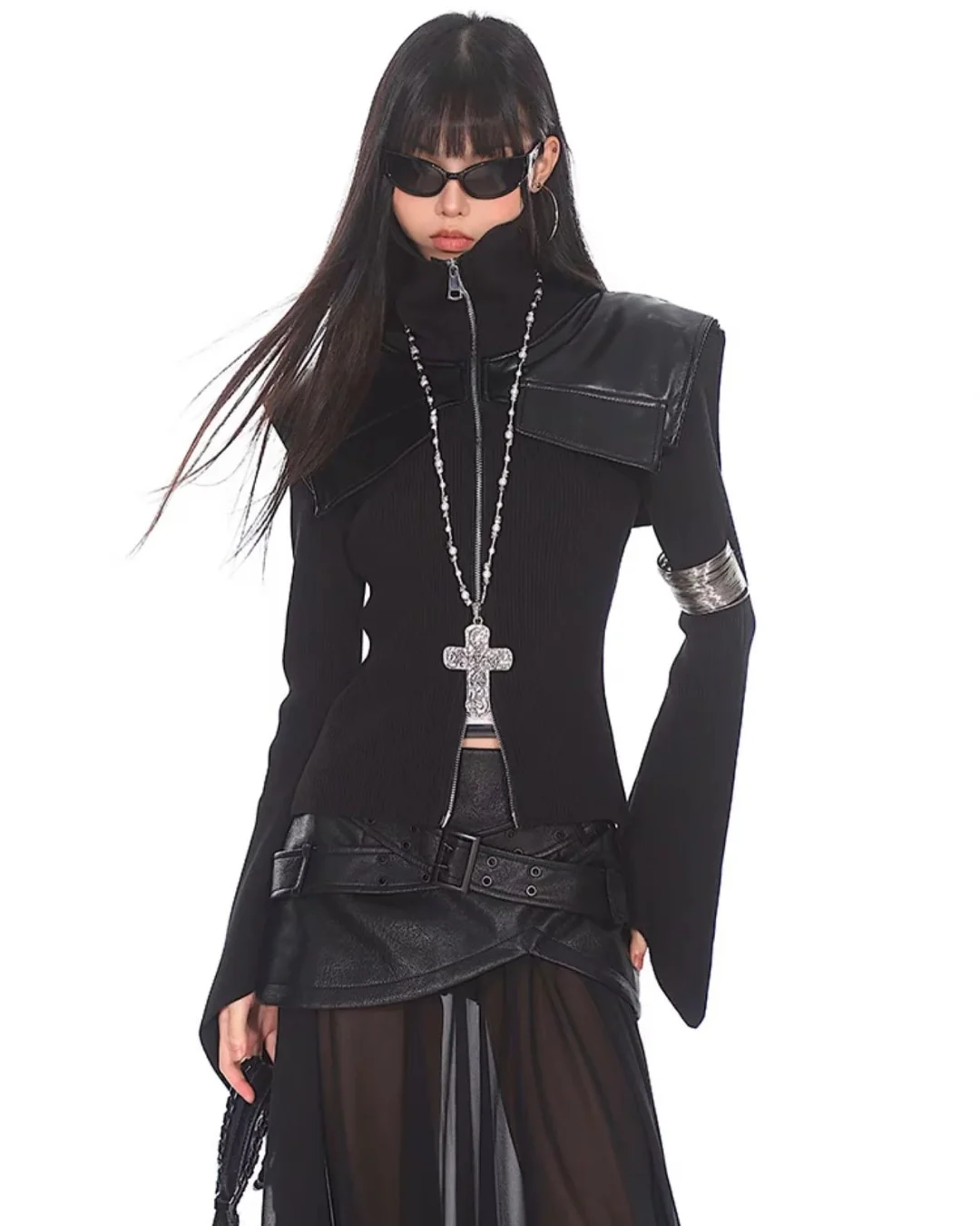 Photo 8 of Set áo dệt kim da và váy lưới gothic nữ