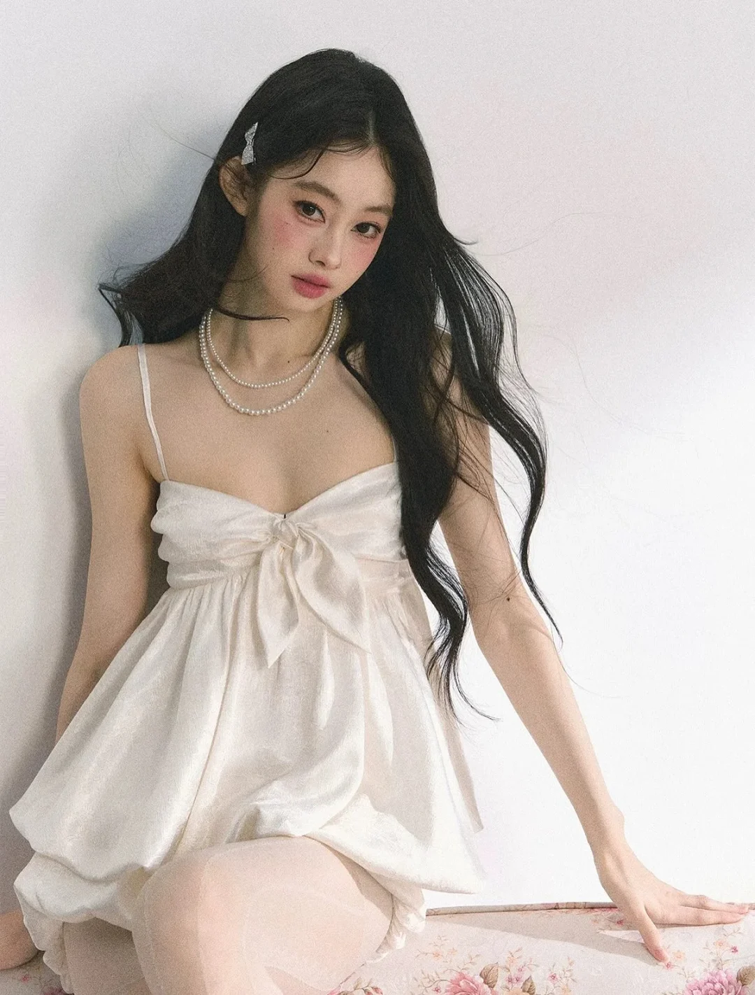 Photo 5 of Set áo dây bồng bềnh trắng Shaoyeyan nữ